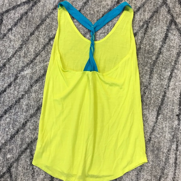Under Armour Tops - Under Armour Strappy Tank